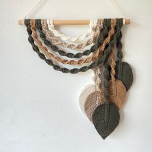 painel espiral com folhas